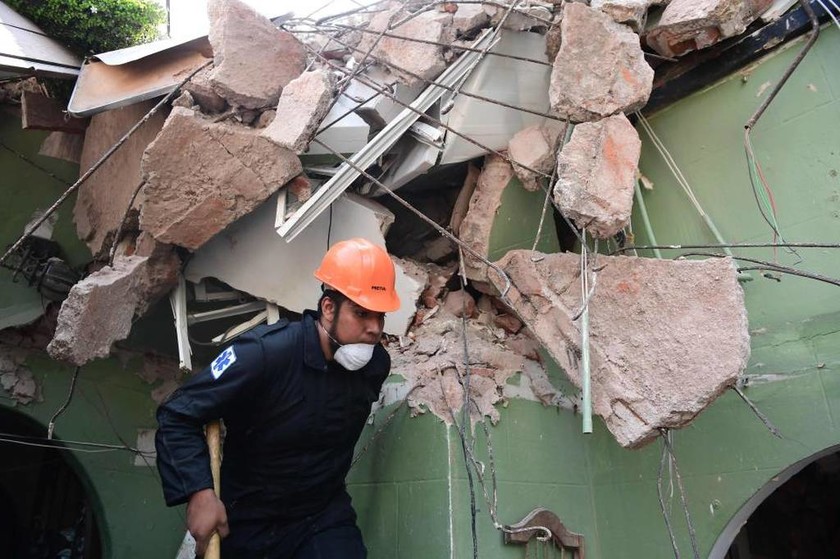 Σεισμός: Φονικός σεισμός ισοπέδωσε το Μεξικό – Ξεπέρασαν τους 200 οι νεκροί – Συγκλονιστικά βίντεο