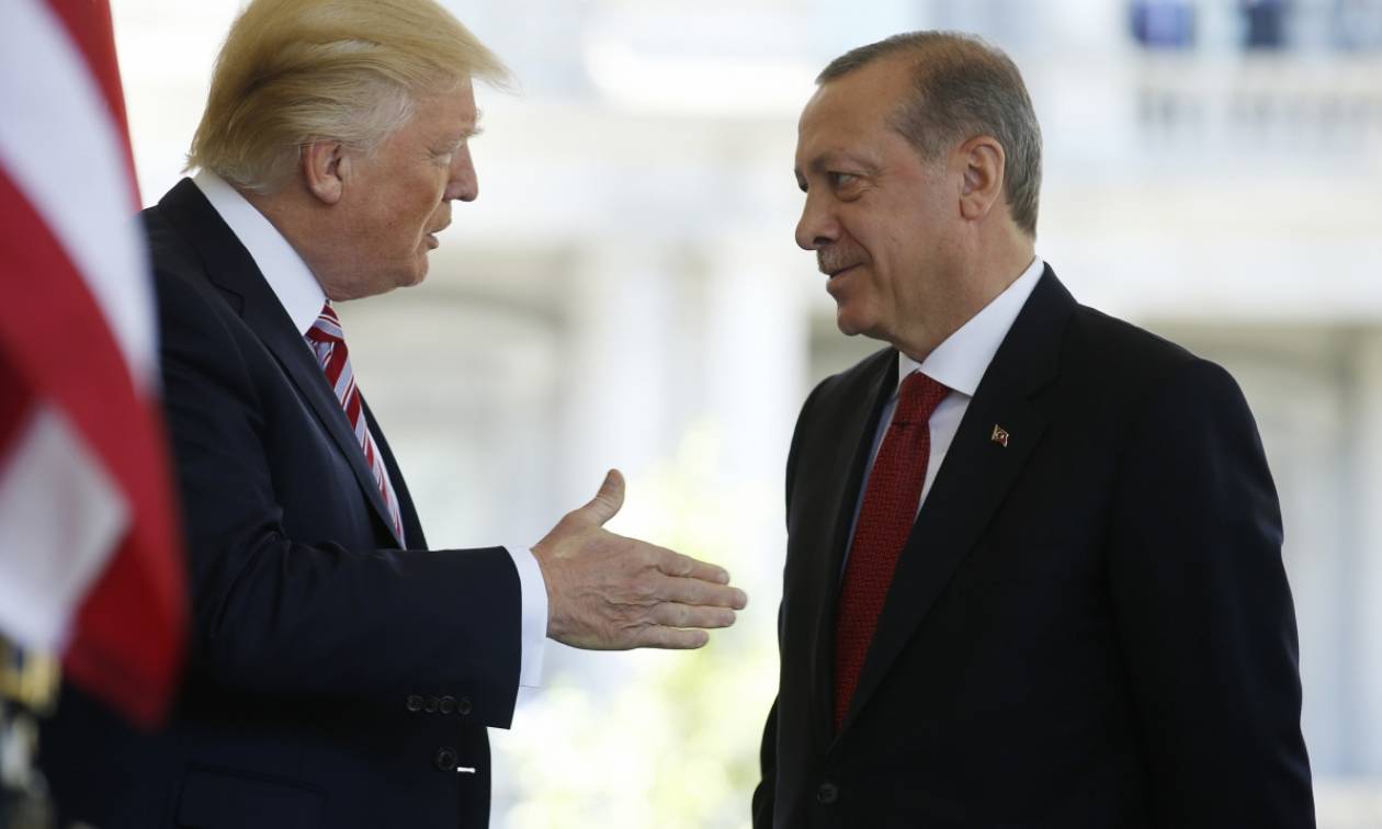 Να σπάσει την συμμαχία ΗΠΑ και Κούρδων επιχειρεί ο Ερντογάν – Τι προτείνει στον Τραμπ
