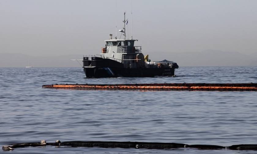 Η EMSA «αδειάζει» την κυβέρνηση: 16 πλοία πάντοτε διαθέσιμα - Τι απαντά ο Κουρουμπλής