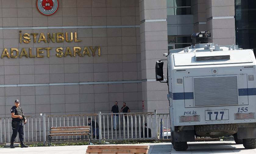 Πυροβολισμοί έξω από το δικαστήριο της Κωνσταντινούπολης - Ένας τραυματίας