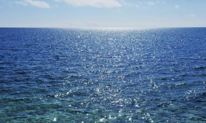Δείτε τις παραλίες στον Σαρωνικό που είναι «καθαρές» από υδρογονάνθρακες και ορυκτέλαιο