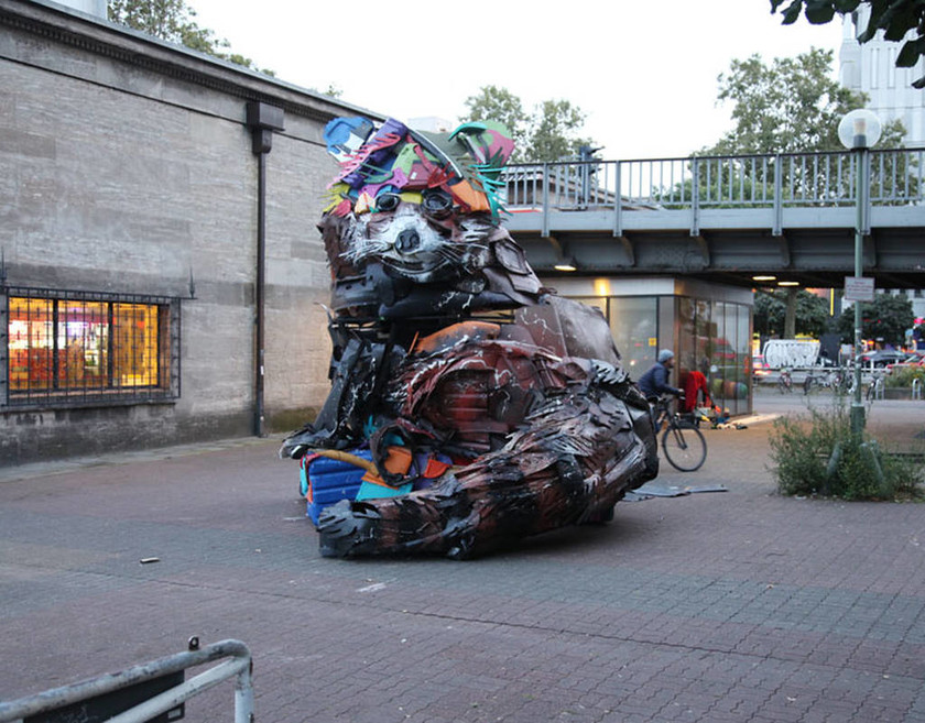 Βερολίνο: Αυτό είναι το μεγαλύτερο μουσείο τέχνης δρόμου στον κόσμο (Pics)