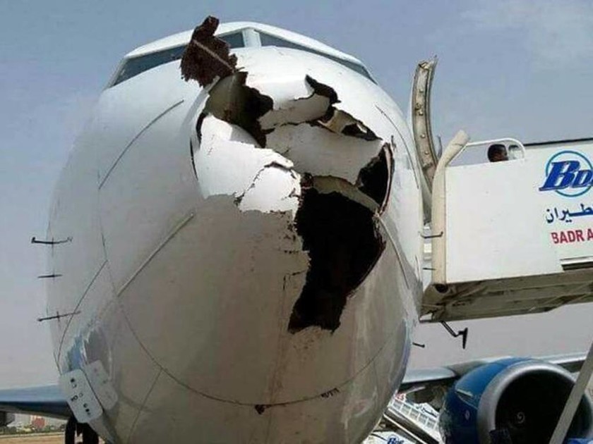 Απίστευτες εικόνες: Δείτε πώς έγινε ένα Boeing 737 όταν συγκρούστηκε με πουλιά!
