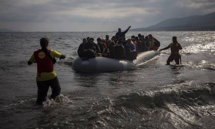 Large number of refugees and migrants arrive on Greek islands; Overcrowding in Moria hotspot
