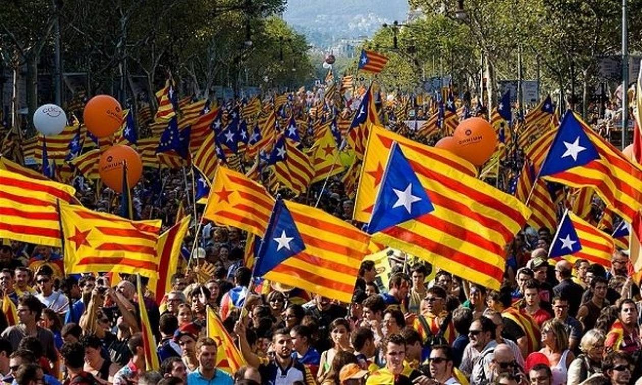 Εξελίξεις στην Καταλονία: Ακρότητες που θυμίζουν εμφύλιο του 1936