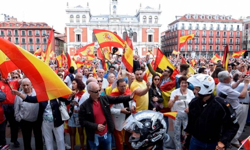 Ισπανικός «εμφύλιος» για την ανεξαρτητοποίηση της Καταλονίας – «Φθάσαμε σε σημείο χωρίς επιστροφή»