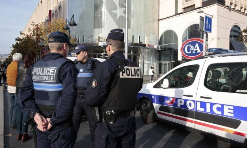 Γαλλία: Προσαγωγές μετά τον εντοπισμό αυτοσχέδιου εκρηκτικού μηχανισμού στο Παρίσι