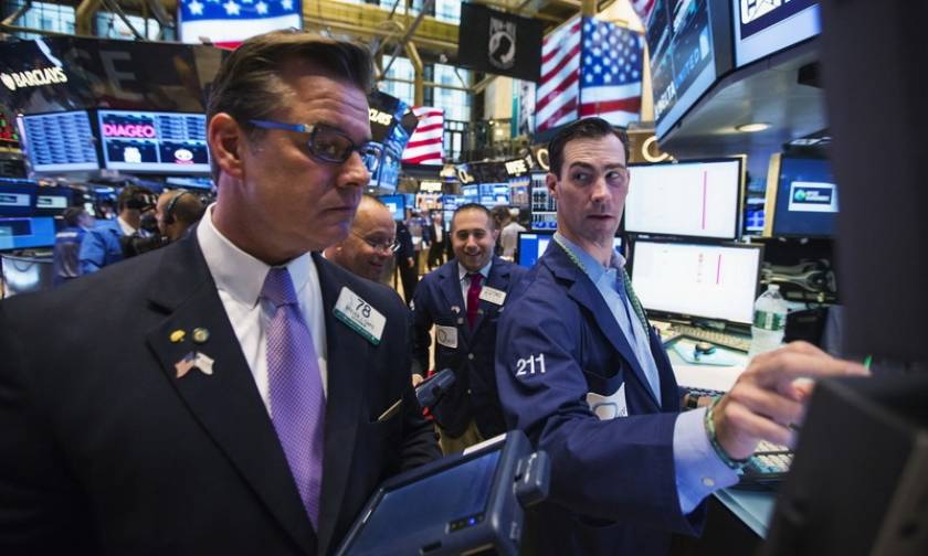Σπάνε κάθε ρεκόρ οι δείκτες στη Wall Street