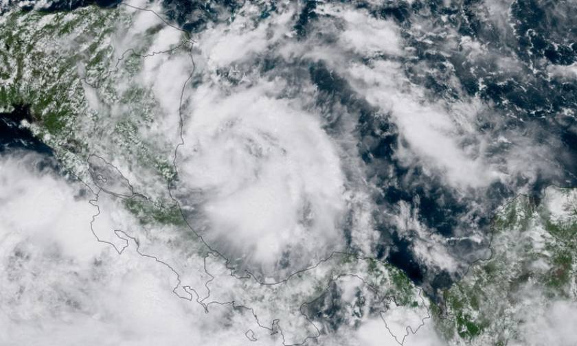Είκοσι νεκροί από τη νέα τροπική καταιγίδα που σαρώνει την κεντρική Αμερική