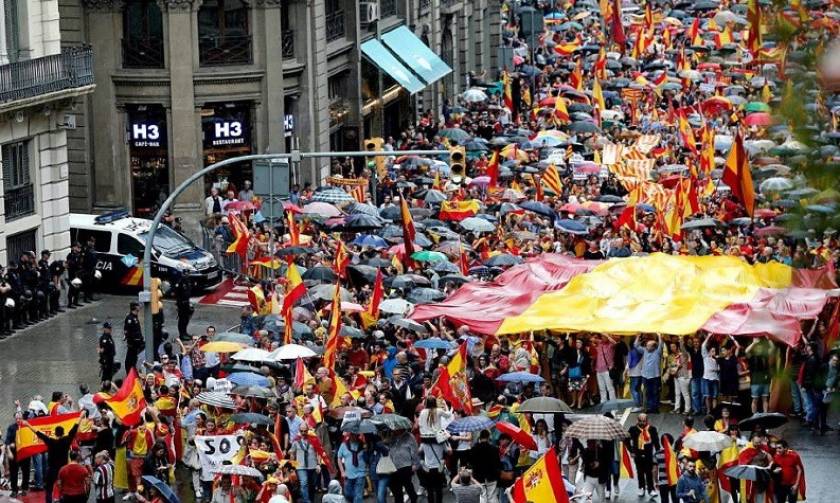 Ισπανική κυβέρνηση: Κάντε εκλογές στην Καταλονία για να τερματιστεί η κρίση