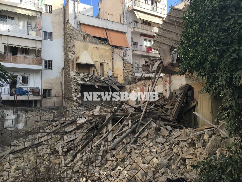Συγκλονιστικές φωτογραφίες από την κατάρρευση κτιρίου στον Πειραιά
