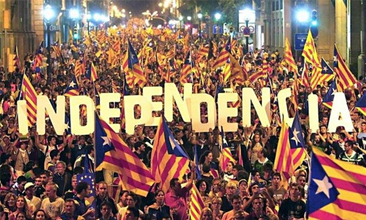 Πουτζντεμόν: Οι Καταλανοί αποφάσισαν – Θα εφαρμόσουμε το αποτέλεσμα του δημοψηφίσματος