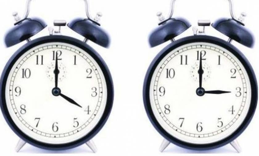 Αλλάζει η ώρα σε λίγες μέρες: Μπροστά ή πίσω τα ρολόγια;