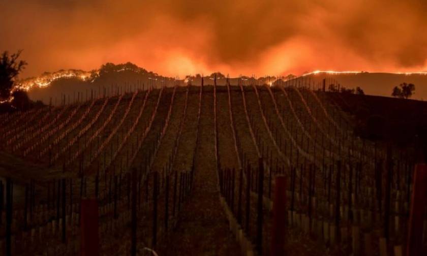 Καλιφόρνια: Μαίνονται οι φωτιές - Αυξάνεται συνεχώς ο αριθμός των νεκρών (pics)