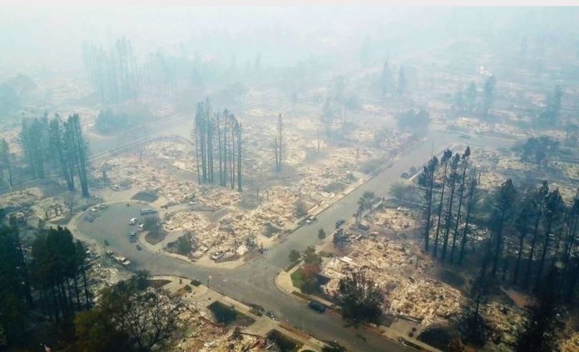 Καλιφόρνια: Μαίνονται οι φωτιές - Αυξάνεται συνεχώς ο αριθμός των νεκρών (pics)