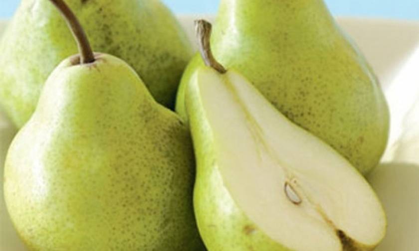 ΠΡΟΣΟΧΗ: Κατάσχεση 6,9 τόνων ακατάλληλων φρούτων στον Πειραιά