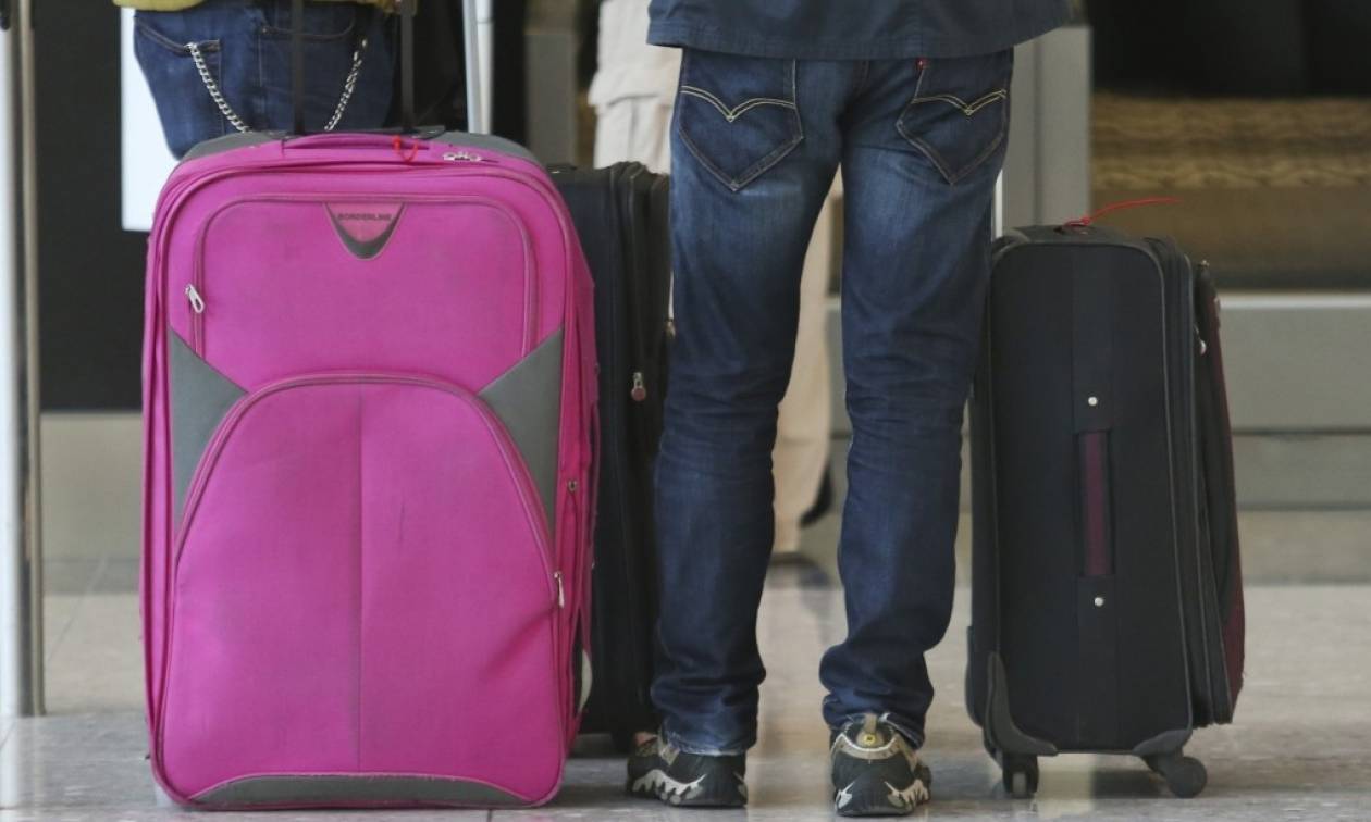 Γαλλία: Κρύβονταν σε... βαλίτσες και έκλεβαν τις αποσκευές άλλων επιβατών