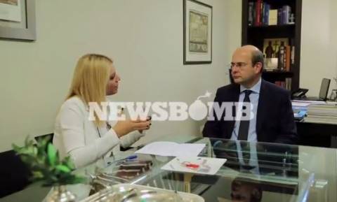 Χατζηδάκης στο Newsbomb.gr: «Η Νέα Δημοκρατία δεν είναι κόμμα θαυματοποιών!» (video)