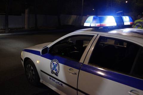 Αυτοκίνητο παρέσυρε και τραυμάτισε 13χρονη στο κέντρο της Θεσσαλονίκης (pics)