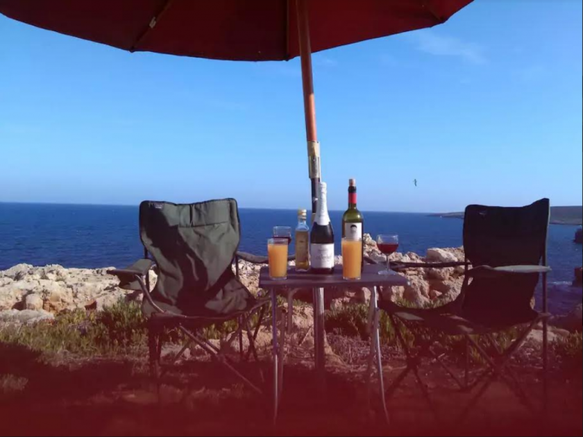 Airbnb: Αυτό το σπίτι βρίσκεται στην Ελλάδα και δεν έμεινε ούτε μέρα ξενοίκιαστο - Δείτε γιατί!