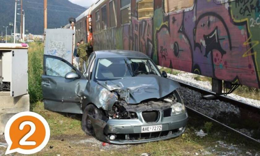Ξάνθη: Σφοδρή σύγκρουση αυτοκινήτου με τρένο - Τραυματίστηκε η μητέρα, σώο το παιδί! (pics)