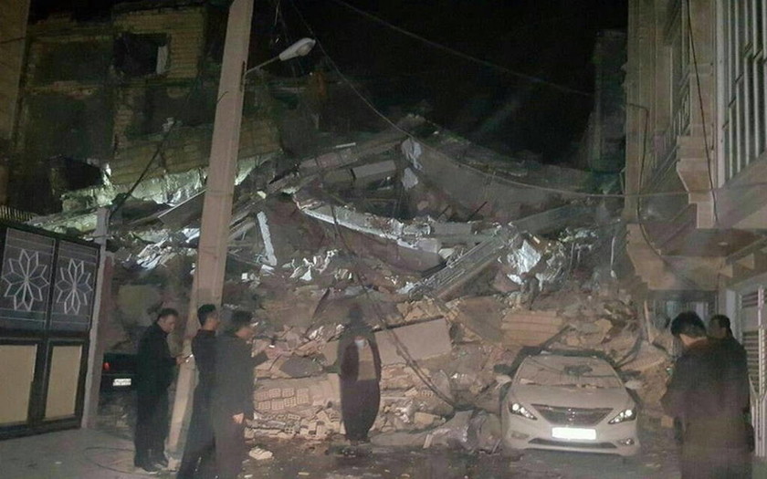 Σεισμός: Εκατόμβη νεκρών σε Ιράν και Ιράκ από τα καταστροφικά 7,3 Ρίχτερ (pics+vids)