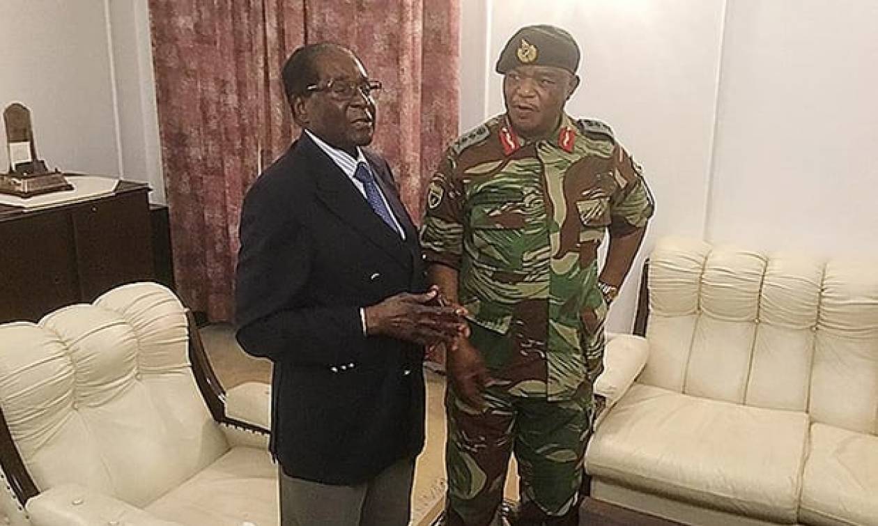 Ζιμπάμπουε: Αρνείται να παραιτηθεί ο Μουγκάμπε