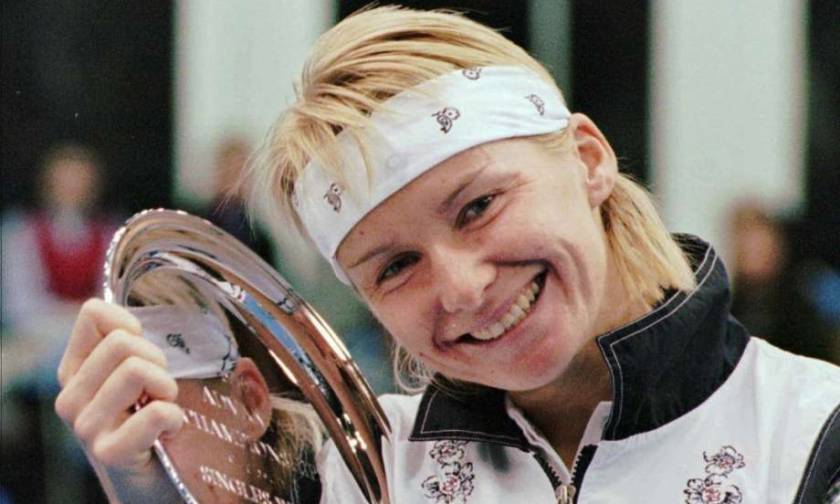 Jana Novotna: Former Wimbledon champion dies at age of 49