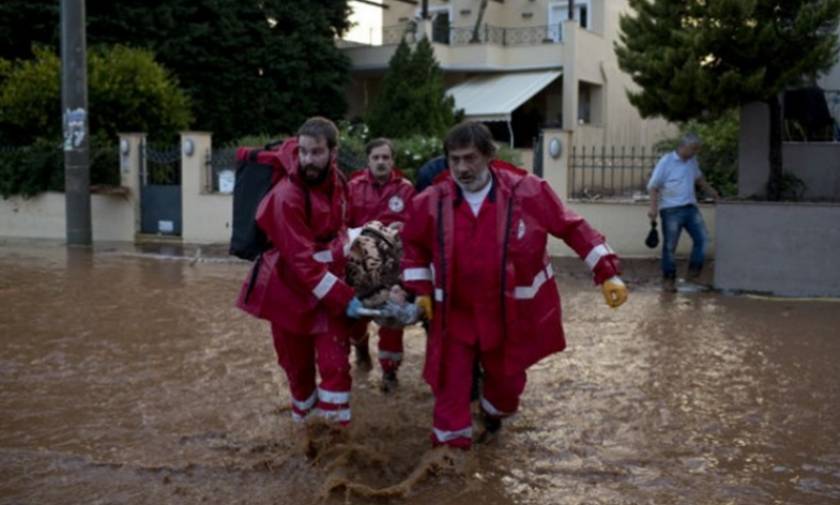 Ερυθρός Σταυρός: Τραπεζικός λογαριασμός για τους πλημμυροπαθείς της Δυτικής Αττικής