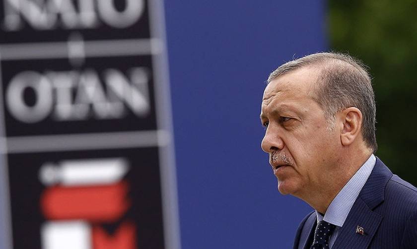 Έξαλλος ο Ερντογάν: Η Τουρκία έτοιμη να εγκαταλείψει το ΝΑΤΟ;
