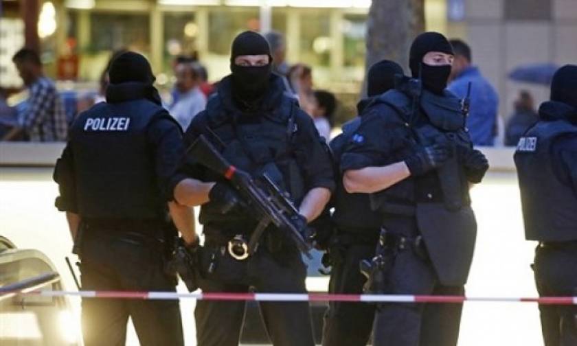 Γερμανία: Συλλήψεις τζιχαντιστών που σχεδίαζαν επίθεση σε χριστουγεννιάτικη αγορά