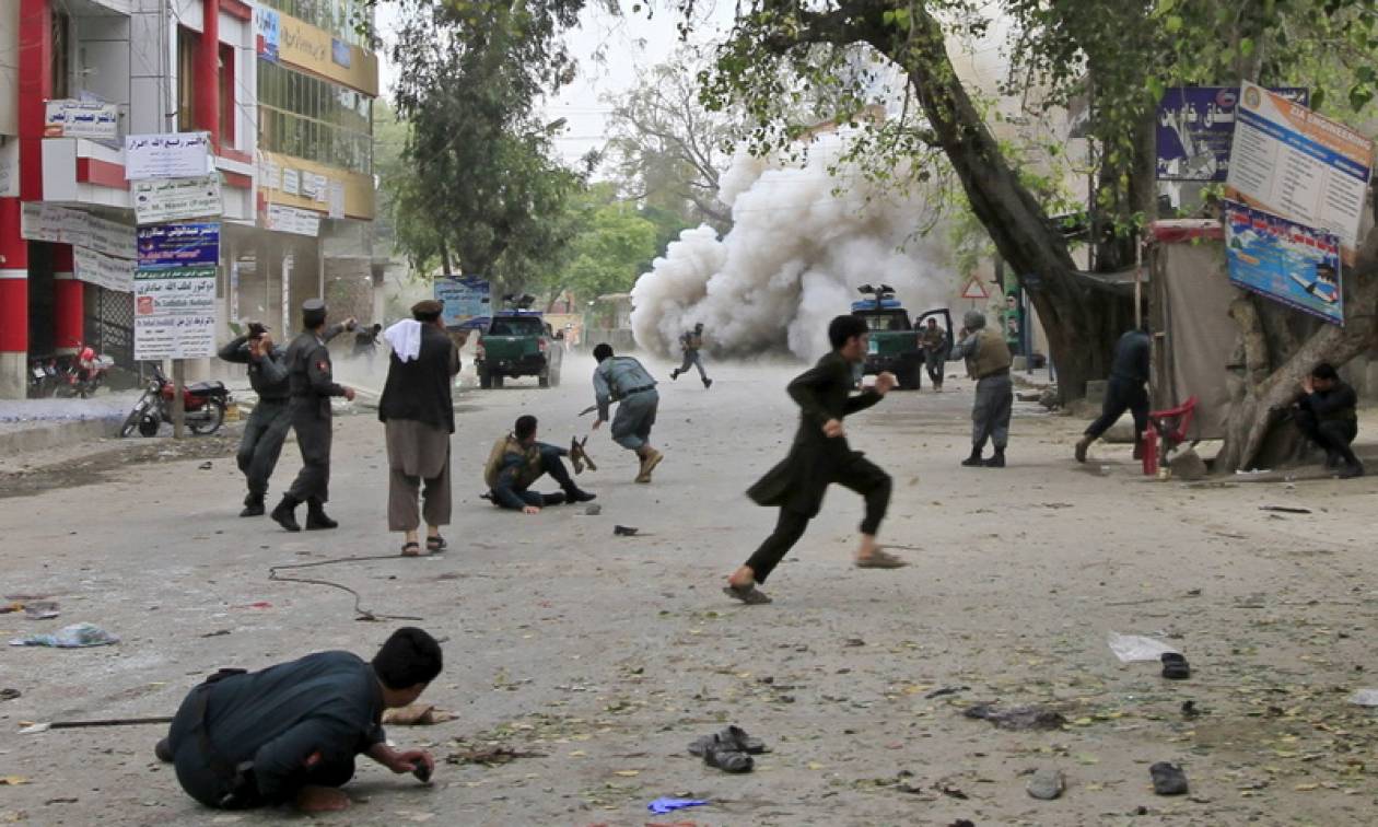 Αφγανιστάν: Βομβιστής-καμικάζι του Ισλαμικού Κράτους σκότωσε οκτώ ανθρώπους στην Τζαλαλάμπαντ