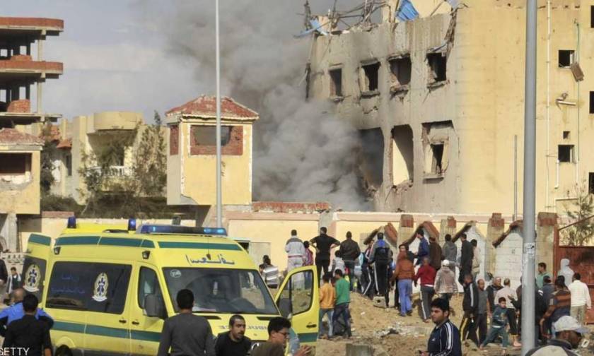 Αίγυπτος: «Λουτρό αίματος» από έκρηξη σε τέμενος – Τουλάχιστον 184 οι νεκροί
