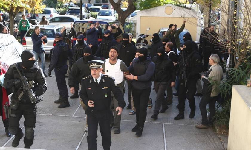 Στον εισαγγελέα οι εννέα Τούρκοι συλληφθέντες (pics)