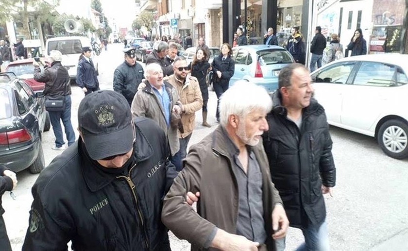 Ιωάννινα: Επεισόδια και συλλήψεις σε διαμαρτυρία απολυμένων από κατάστημα σούπερ μάρκετ