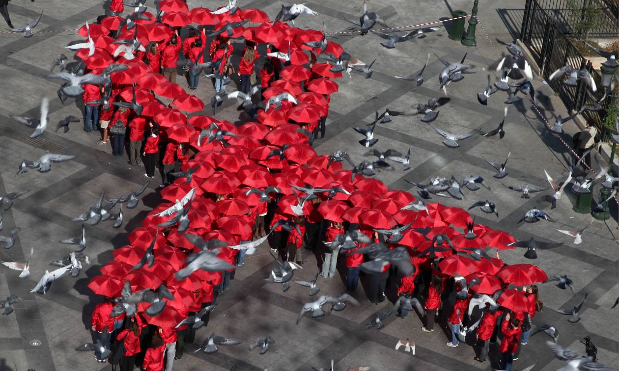 Παγκόσμια Ημέρα κατά του AIDS: Ένας άνθρωπος μολύνεται με τον ιό του HIV κάθε 17 δευτερόλεπτα