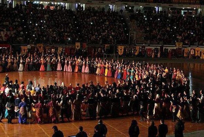 Συμμετοχή της Ευξείνου Λέσχης Χαρίεσσας στο 13ο Παμποντιακό Φεστιβάλ στην Αθήνα (pics)