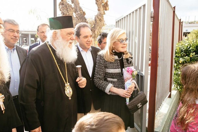 Ο Αρχιεπίσκοπος Ιερώνυμος και η Μαριάννα Βαρδινογιάννη κοντά στα παιδιά του «Δημήτρειου» 