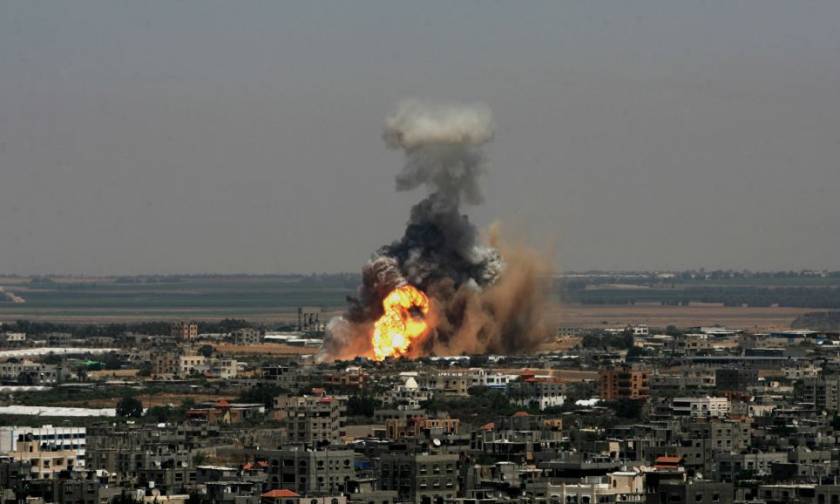 Μυρίζει «μπαρούτι» η Μέση Ανατολή: Το Ισραήλ βομβάρδισε τη Γάζα
