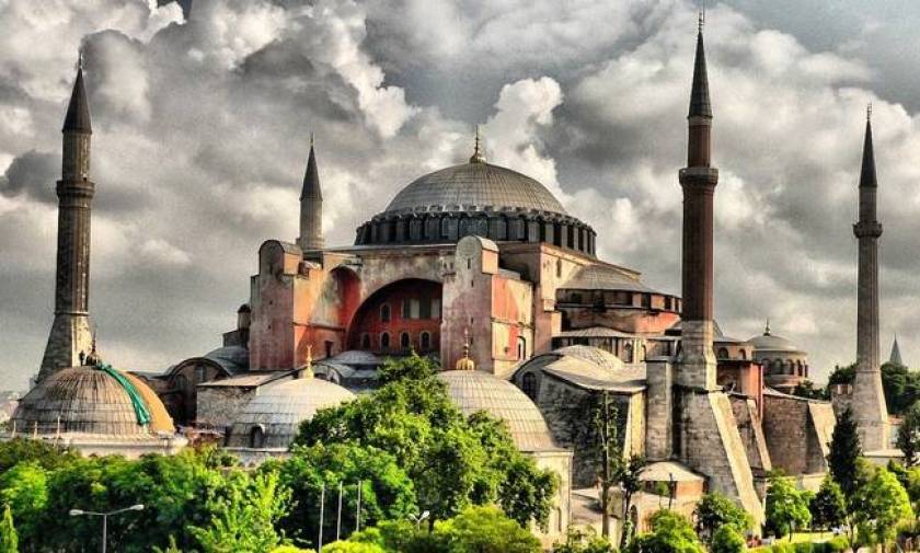 «Παραλήρημα» Τούρκου βουλευτή του Ερντογάν: Ας κάνουμε τζαμί την Αγια - Σοφιά