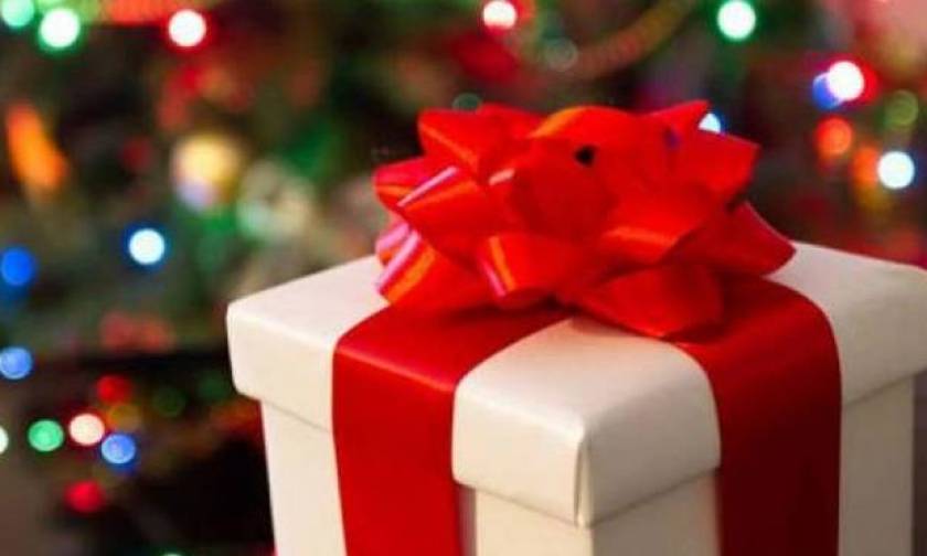 Δώρο Χριστουγέννων 2017: Πότε θα καταβληθεί – Κάντε ΚΛΙΚ ΕΔΩ για να δείτε πόσα χρήματα θα πάρετε