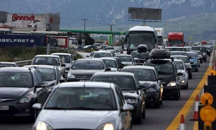 Απεργία: Αυξημένη η κίνηση στους δρόμους - Δείτε πού υπάρχει ΤΩΡΑ κυκλοφοριακό πρόβλημα
