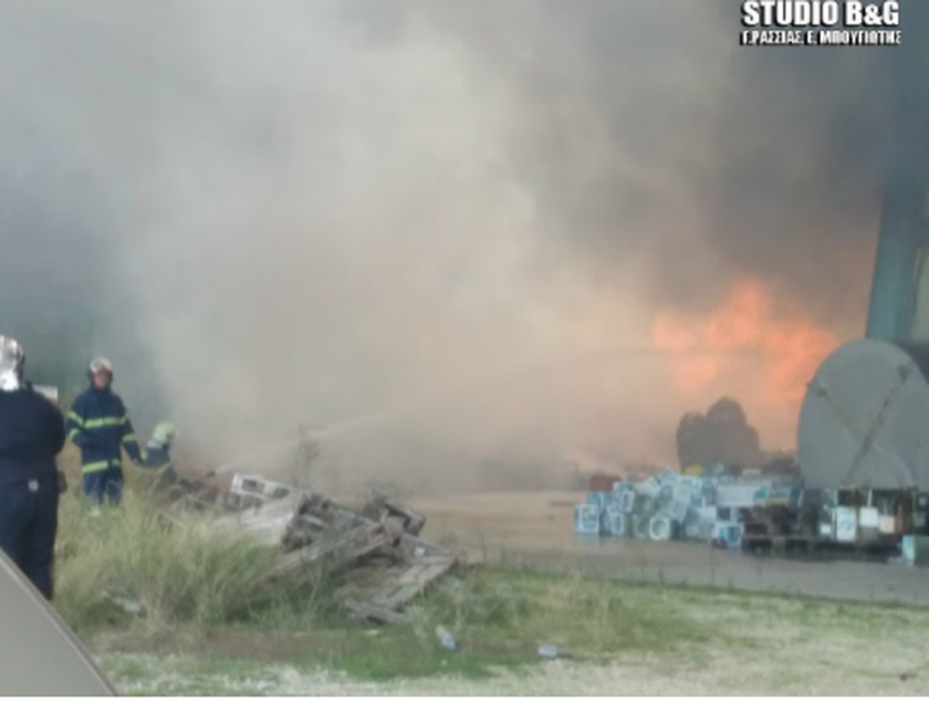 Επί ποδός η Πυροσβεστική: Έκρηξη φιάλων προπανίου σε τυροκομείο στο Άργος (pics)