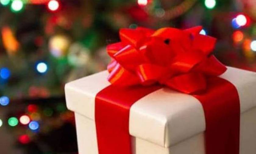 Δώρο Χριστουγέννων 2017: Πότε θα καταβληθεί – Δείτε με ένα ΚΛΙΚ πόσα χρήματα θα πάρετε