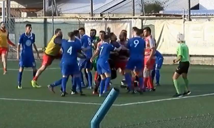 Κρήτη: Άγριο ξύλο παικτών σε ποδοσφαιρικό αγώνα (vid)