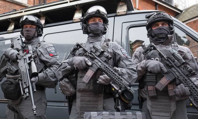 Πανικός στο Λονδίνο από αστυνομική επιχείρηση στο κέντρο της πόλης