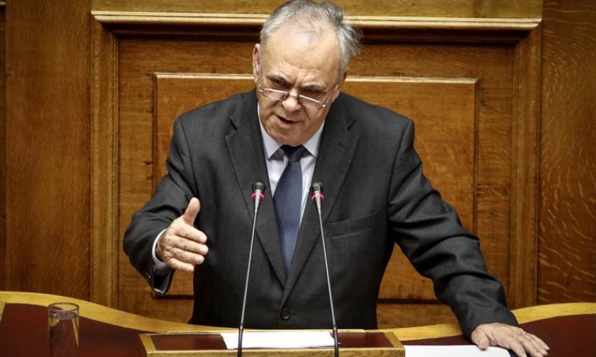Βουλή - Δραγασάκης: Η κυβέρνηση επέλεξε την καθαρή έξοδο από τα μνημόνια
