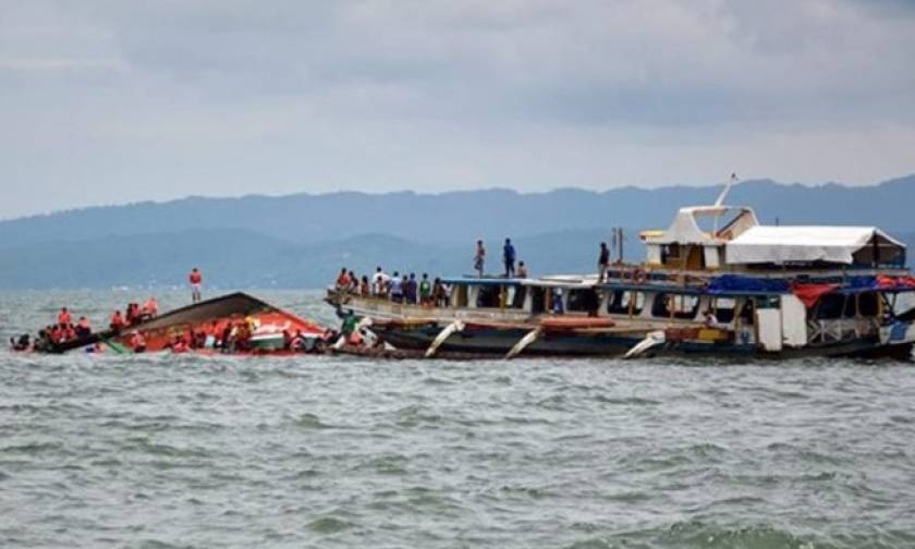 Στους 4 οι νεκροί και δεκάδες οι αγνοούμενοι από το ναυάγιο στις Φιλιππίνες