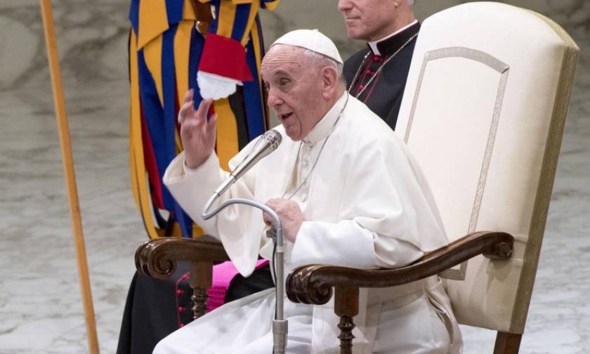 Χριστούγεννα 2017 - Πάπας Φραγκίσκος: Έκκληση για φιλοξενία προσφύγων και μεταναστών