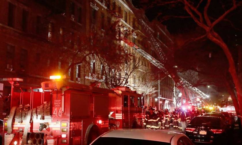 Νέα Υόρκη: Πυρκαγιά σε πολυώροφο κτήριο στο Μπρονξ με 12 νεκρούς και 4 τραυματίες (pics)
